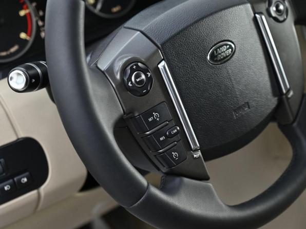 Land Rover Discovery IV Рестайлинг с пробегом 2014 года, цена 1 699 000 рублей, 126080 км, внедорожник, Автокод Объявления
