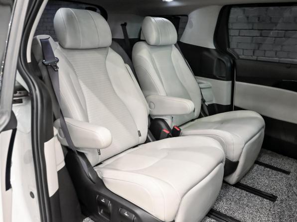 Kia Carnival IV с пробегом 2022 года, цена 4 700 000 рублей, 82762 км, минивэн, Автокод Объявления
