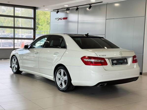 Mercedes-Benz E-Класс IV (W212 S212 C207) с пробегом 2011 года, цена 1 397 000 рублей, 255452 км, седан, Автокод Объявления