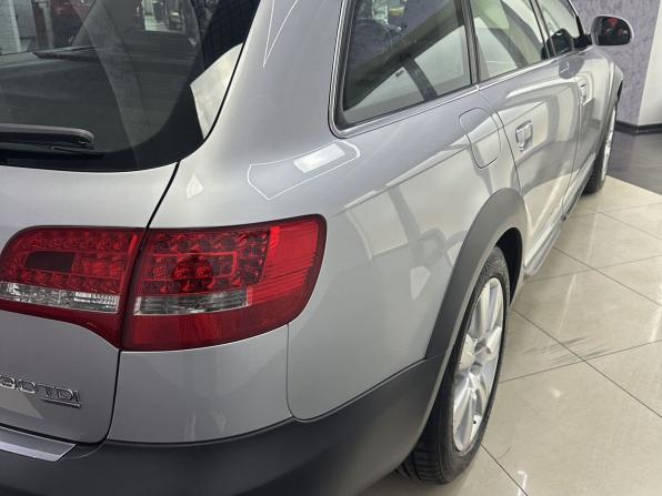 Audi A6 allroad II (C6) Рестайлинг с пробегом 2009 года, цена 2 590 000 рублей, 84206 км, универсал, Автокод Объявления
