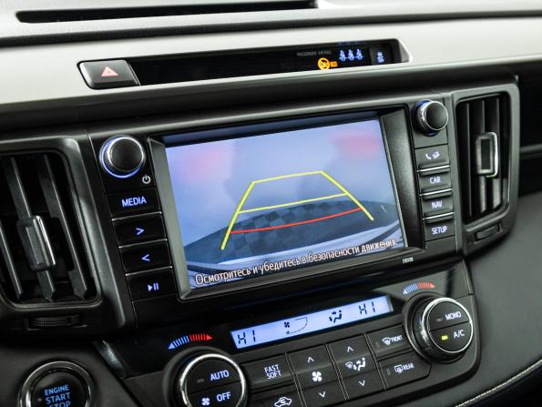 Toyota RAV4 IV (XA40) Рестайлинг с пробегом 2018 года, цена 1 949 700 рублей, 217030 км, внедорожник, Автокод Объявления