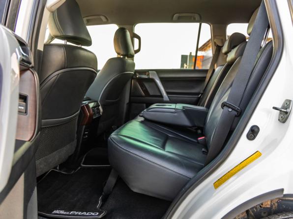 Toyota Land Cruiser Prado 150 Series Рестайлинг 1 с пробегом 2015 года, цена 3 998 000 рублей, 135004 км, внедорожник, Автокод Объявления