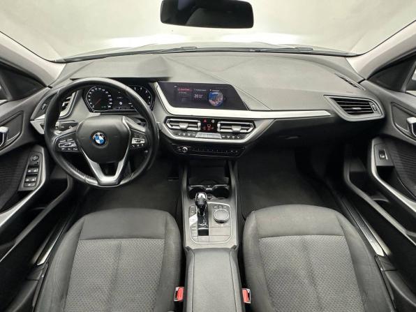 BMW 1 серии III (F40) с пробегом 2019 года, цена 1 938 000 рублей, 131424 км, хэтчбек, Автокод Объявления