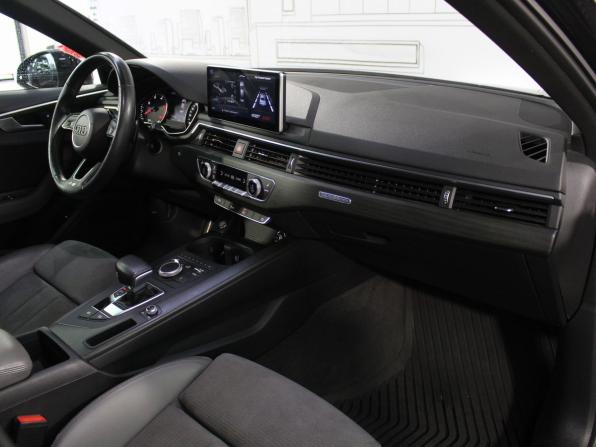 Audi A4 V (B9) с пробегом 2019 года, цена 2 779 000 рублей, 126194 км, седан, Автокод Объявления