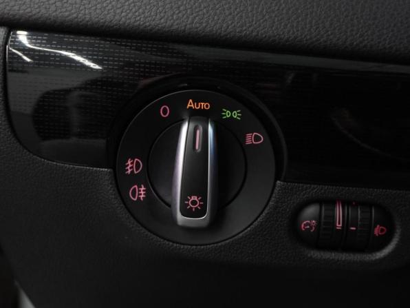 Volkswagen Jetta VI Рестайлинг с пробегом 2017 года, цена 1 549 000 рублей, 117666 км, седан, Автокод Объявления