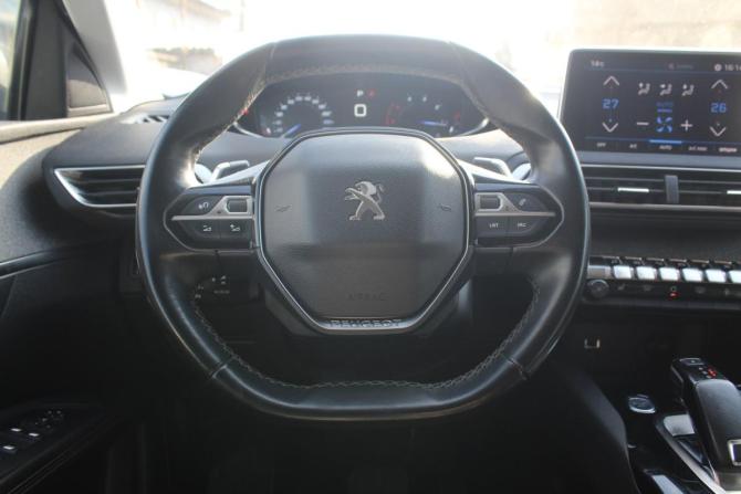Peugeot 3008 II с пробегом 2017 года, цена 1 615 000 рублей, 140200 км, внедорожник, Автокод Объявления