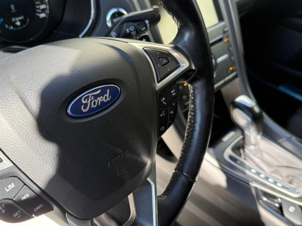 Ford Mondeo V с пробегом 2015 года, цена 1 649 000 рублей, 171000 км, седан, Автокод Объявления