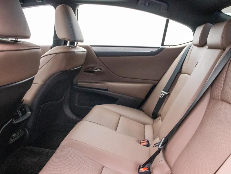 Lexus ES VII Рестайлинг 2 Москва  - изображение 12