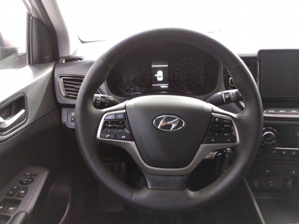 Hyundai Solaris II Рестайлинг с пробегом 2021 года, цена 1 949 000 рублей, 73895 км, седан, Автокод Объявления