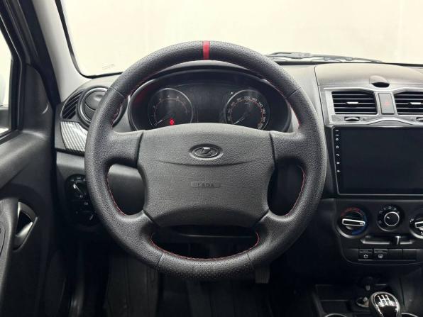 Lada (ВАЗ) Granta I Рестайлинг с пробегом 2022 года, цена 919 900 рублей, 49500 км, седан, Автокод Объявления