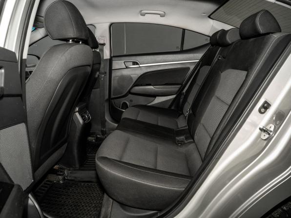 Hyundai Elantra VI (AD) Рестайлинг с пробегом 2018 года, цена 1 300 000 рублей, 204472 км, седан, Автокод Объявления