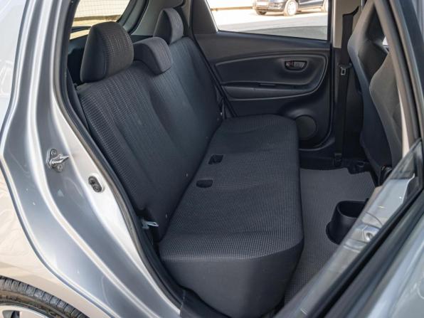 Toyota Vitz III (XP130) Рестайлинг 2 с пробегом 2019 года, цена 1 019 000 рублей, 106887 км, хэтчбек, Автокод Объявления