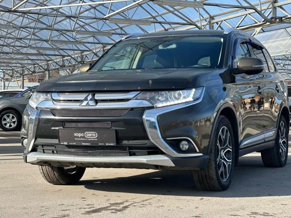 Mitsubishi Outlander III Рестайлинг 3 с пробегом 2018 года, цена 1 711 000 рублей, 158431 км, внедорожник, Автокод Объявления