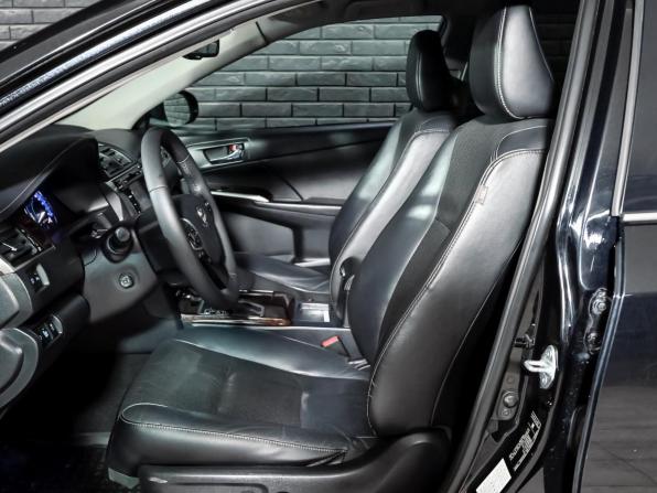 Toyota Camry VII (XV50) Рестайлинг с пробегом 2016 года, цена 2 090 000 рублей, 203714 км, седан, Автокод Объявления
