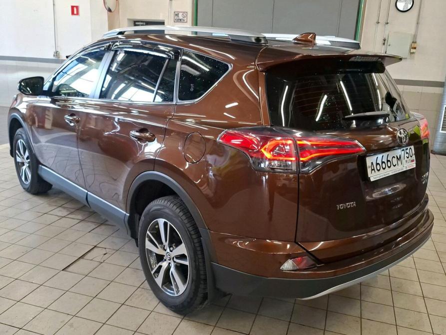 Toyota RAV4 IV (XA40) Рестайлинг Москва  - изображение 10