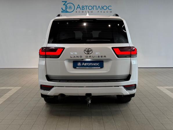Toyota Land Cruiser 300 Series с пробегом 2021 года, цена 10 700 000 рублей, 99099 км, внедорожник, Автокод Объявления