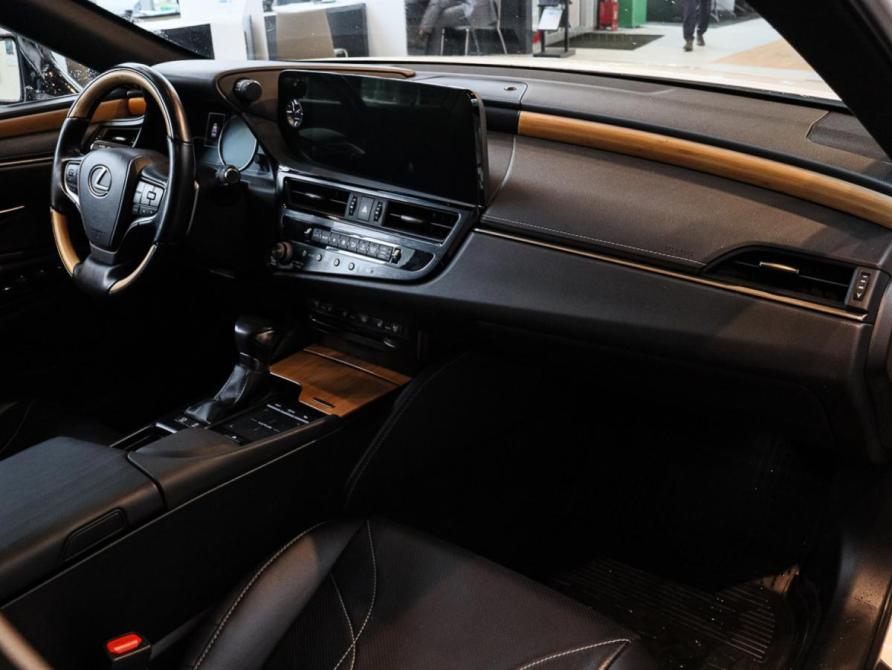 Lexus ES VII Рестайлинг Москва  - изображение 8