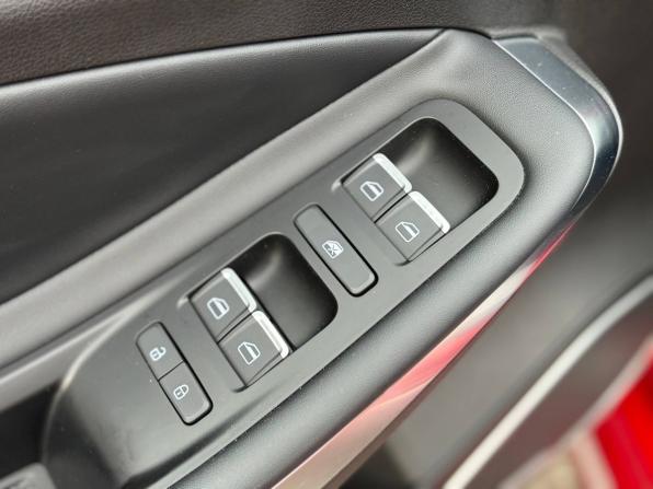 Omoda S5 с пробегом 2023 года, цена 1 595 000 рублей, 4300 км, седан, Автокод Объявления