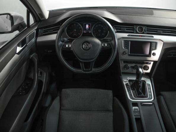 Volkswagen Passat B8 с пробегом 2016 года, цена 1 499 000 рублей, 218920 км, универсал, Автокод Объявления
