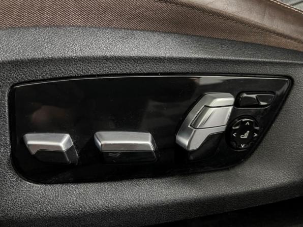 BMW 5 серии VII (G30/G31/G38) с пробегом 2017 года, цена 4 356 000 рублей, 96437 км, седан, Автокод Объявления