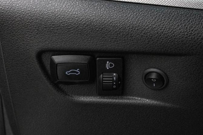 Lada (ВАЗ) Vesta I с пробегом 2021 года, цена 899 000 рублей, 101961 км, универсал, Автокод Объявления