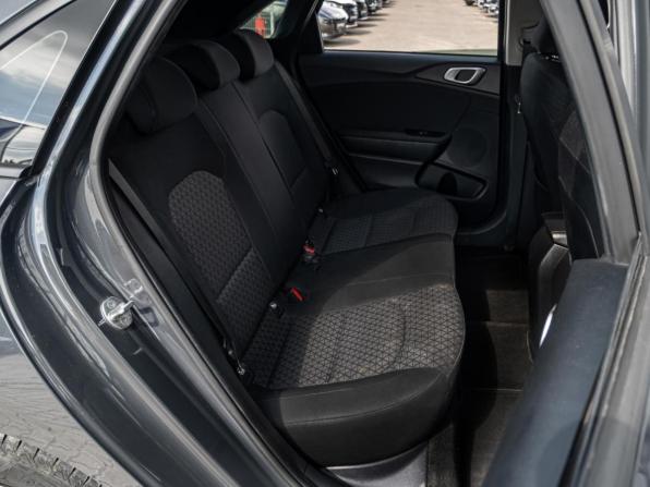 Kia Ceed III Рестайлинг с пробегом 2022 года, цена 1 980 000 рублей, 73711 км, хэтчбек, Автокод Объявления