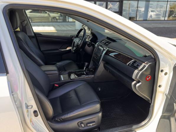 Toyota Camry VII (XV50) Рестайлинг с пробегом 2015 года, цена 1 995 000 рублей, 175246 км, седан, Автокод Объявления