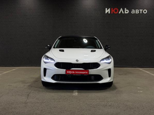 Kia Stinger I с пробегом 2018 года, цена 2 400 000 рублей, 122894 км, лифтбек, Автокод Объявления