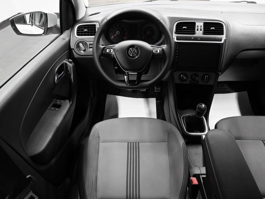 Volkswagen Polo V Рестайлинг Тверь  - изображение 11