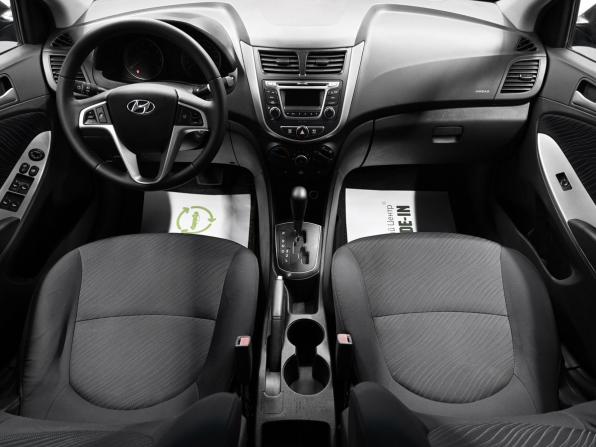 Hyundai Solaris I Рестайлинг с пробегом 2014 года, цена 915 000 рублей, 106363 км, седан, Автокод Объявления