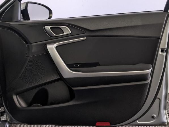 Kia Ceed III с пробегом 2019 года, цена 1 590 000 рублей, 148750 км, универсал, Автокод Объявления