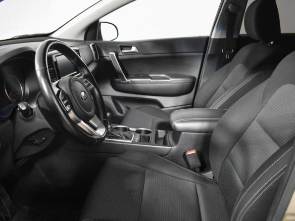 Kia Sportage IV Рестайлинг с пробегом 2018 года, цена 2 147 900 рублей, 74242 км, внедорожник, Автокод Объявления