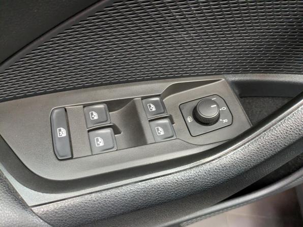 Skoda Octavia IV (A8) с пробегом 2020 года, цена 2 000 000 рублей, 141044 км, лифтбек, Автокод Объявления