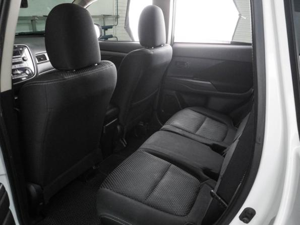 Mitsubishi Outlander III Рестайлинг 2 с пробегом 2016 года, цена 1 789 000 рублей, 129829 км, внедорожник, Автокод Объявления