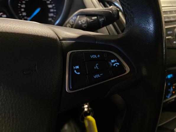 Ford Focus III Рестайлинг с пробегом 2015 года, цена 950 000 рублей, 191692 км, универсал, Автокод Объявления