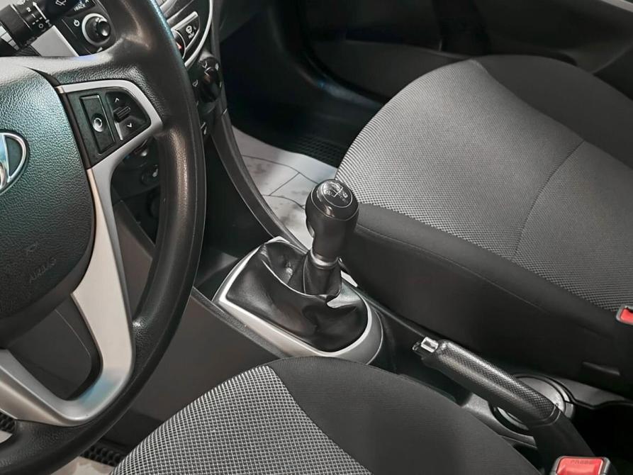 Hyundai Solaris I Тула  - изображение 10