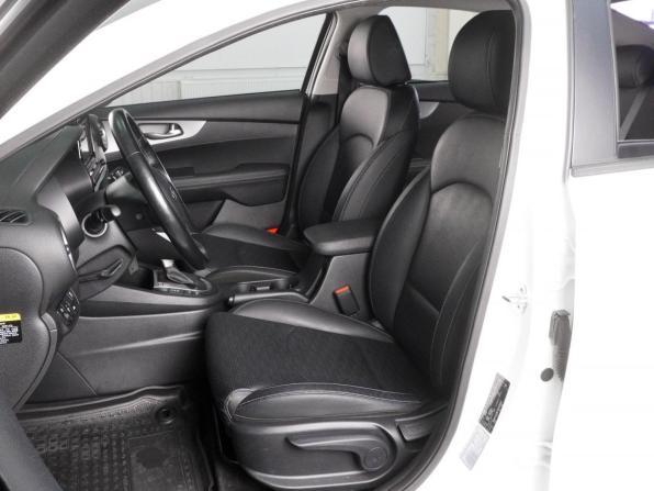 Kia K3 II с пробегом 2019 года, цена 1 884 000 рублей, 98069 км, седан, Автокод Объявления