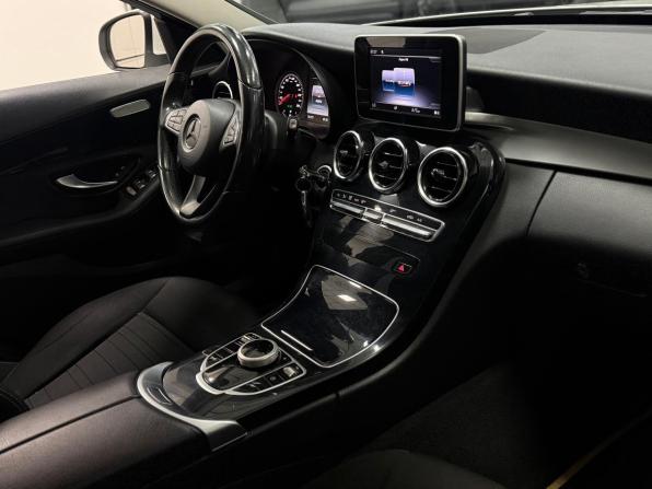Mercedes-Benz C-Класс IV (W205) Рестайлинг с пробегом 2018 года, цена 2 310 000 рублей, 96823 км, седан, Автокод Объявления