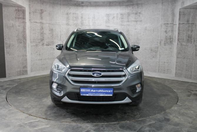 Ford Kuga II Рестайлинг с пробегом 2017 года, цена 1 735 000 рублей, 136965 км, внедорожник, Автокод Объявления