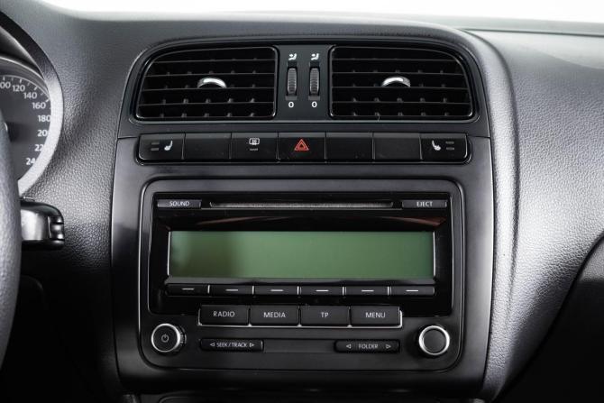 Volkswagen Polo V с пробегом 2012 года, цена 799 000 рублей, 242669 км, седан, Автокод Объявления