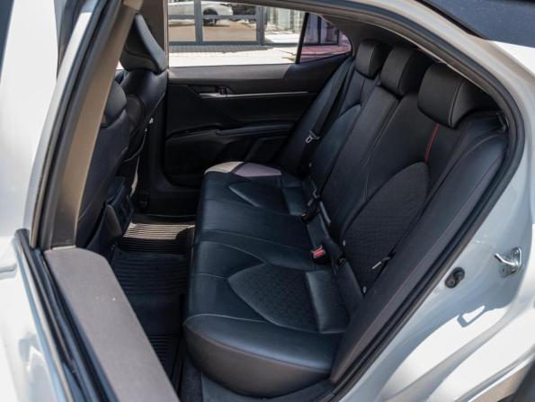 Toyota Camry VIII (XV70) Рестайлинг с пробегом 2021 года, цена 3 050 000 рублей, 132324 км, седан, Автокод Объявления