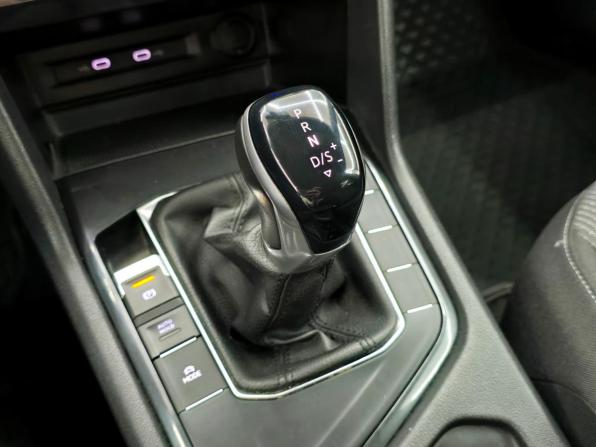 Volkswagen Tiguan II Рестайлинг с пробегом 2021 года, цена 2 799 000 рублей, 107500 км, внедорожник, Автокод Объявления