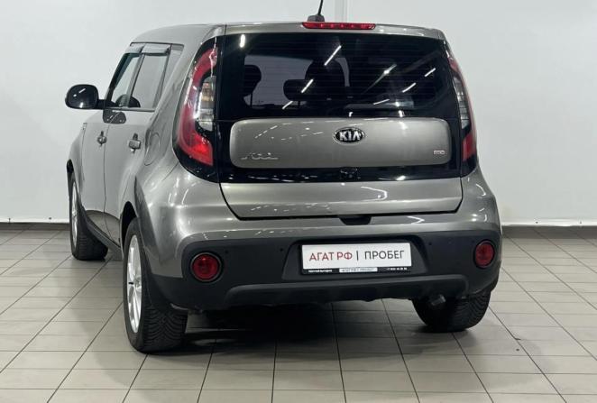 Kia Soul II Рестайлинг с пробегом 2018 года, цена 1 320 000 рублей, 181869 км, хэтчбек, Автокод Объявления