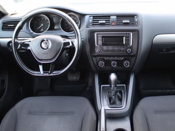 Volkswagen Jetta VI Рестайлинг с пробегом 2016 года, цена 899 000 рублей, 168500 км, седан, Автокод Объявления