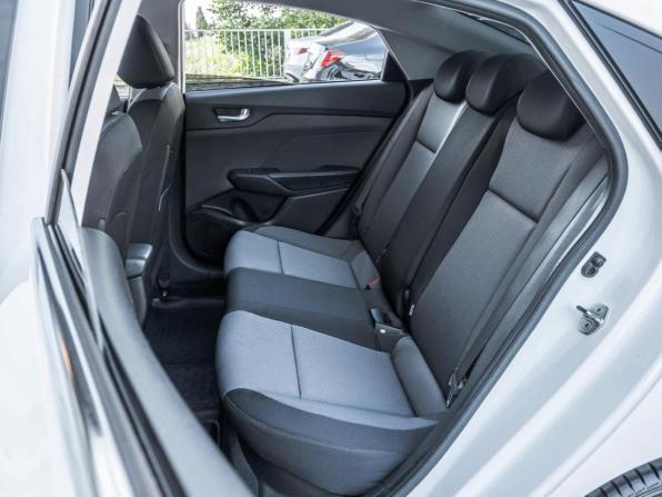 Hyundai Solaris II с пробегом 2017 года, цена 1 431 000 рублей, 129587 км, седан, Автокод Объявления