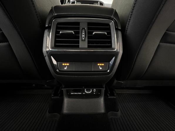 Skoda Karoq I с пробегом 2020 года, цена 2 650 000 рублей, 72627 км, внедорожник, Автокод Объявления