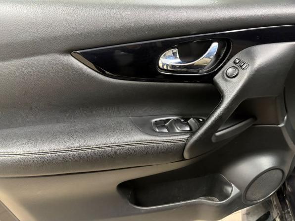 Nissan Qashqai II с пробегом 2014 года, цена 1 249 000 рублей, 242257 км, внедорожник, Автокод Объявления
