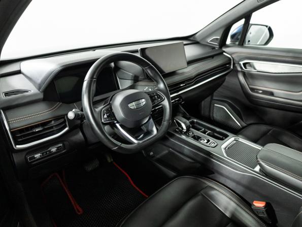 Geely Okavango I Рестайлинг с пробегом 2023 года, цена 2 410 000 рублей, 55934 км, внедорожник, Автокод Объявления