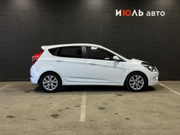 Hyundai Solaris I Рестайлинг с пробегом 2014 года, цена 1 240 000 рублей, 128323 км, хэтчбек, Автокод Объявления