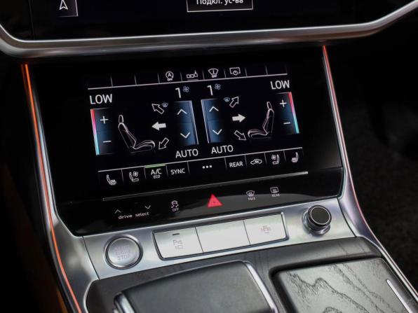 Audi A6 V (C8) с пробегом 2020 года, цена 4 120 000 рублей, 77373 км, седан, Автокод Объявления